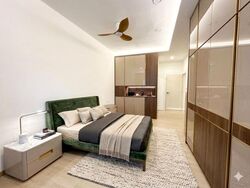 Sixth Avenue (D10), Terrace #621700101